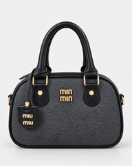 حقيبة كروسبودي من Miu Miu - سوداء