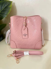 Louis Vuitton Paris - rose pink