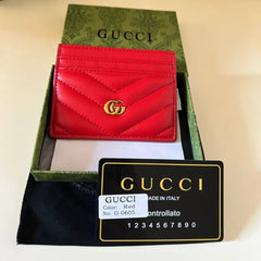 GUCCI محفظة بطاقات مارمونت جي جي جلد عجل مبطن أحمر