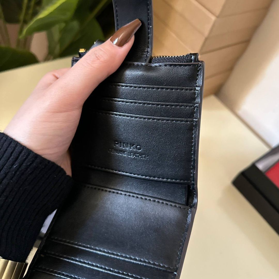 Leather wallet Pinko - Black