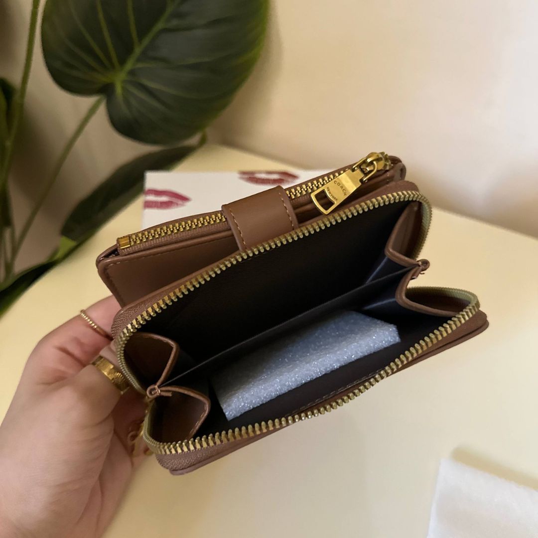 Coach Signature Cherry Print Wallet – Khaki