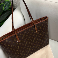 Louis Vuitton Monogram Canvas - Brown / Burgundy