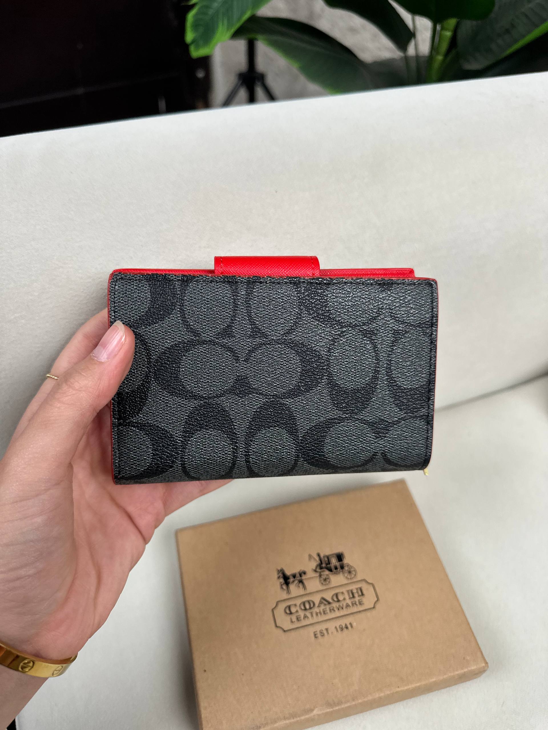 Coach Medium Corner Zip Wallet in Signature Canvas - Black