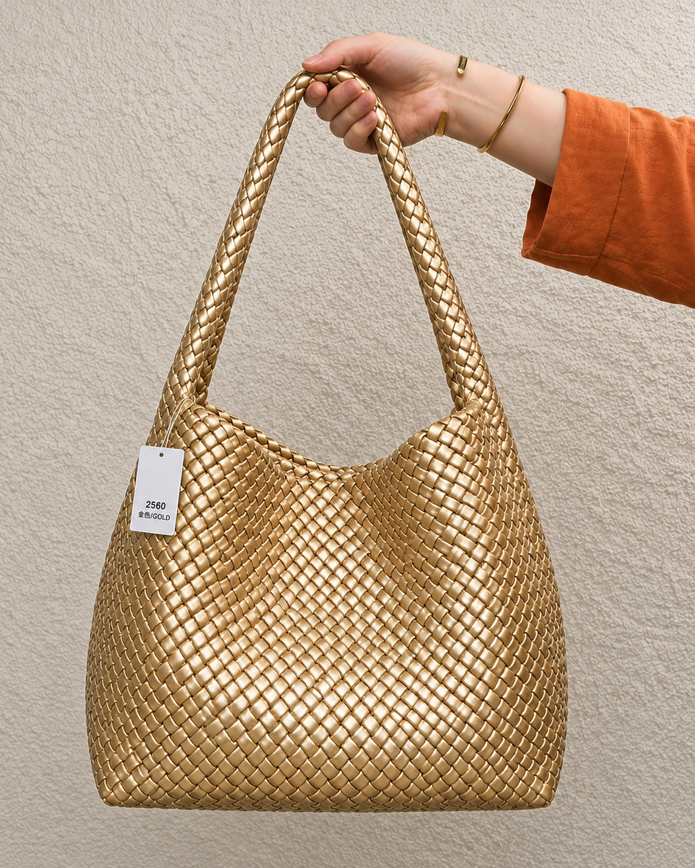 Bottega Veneta Intrecciato Woven Leather Hobo Bag Large - Gold
