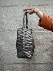 Bottega Veneta Intrecciato Woven Leather Hobo Bag Large - Silver