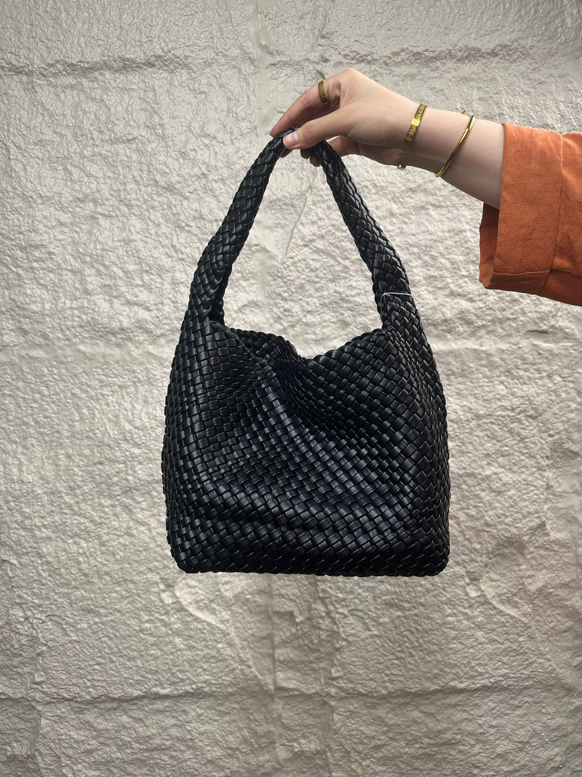 Bottega Veneta Intrecciato Woven Leather Hobo Bag Medium Black with Charm - Black