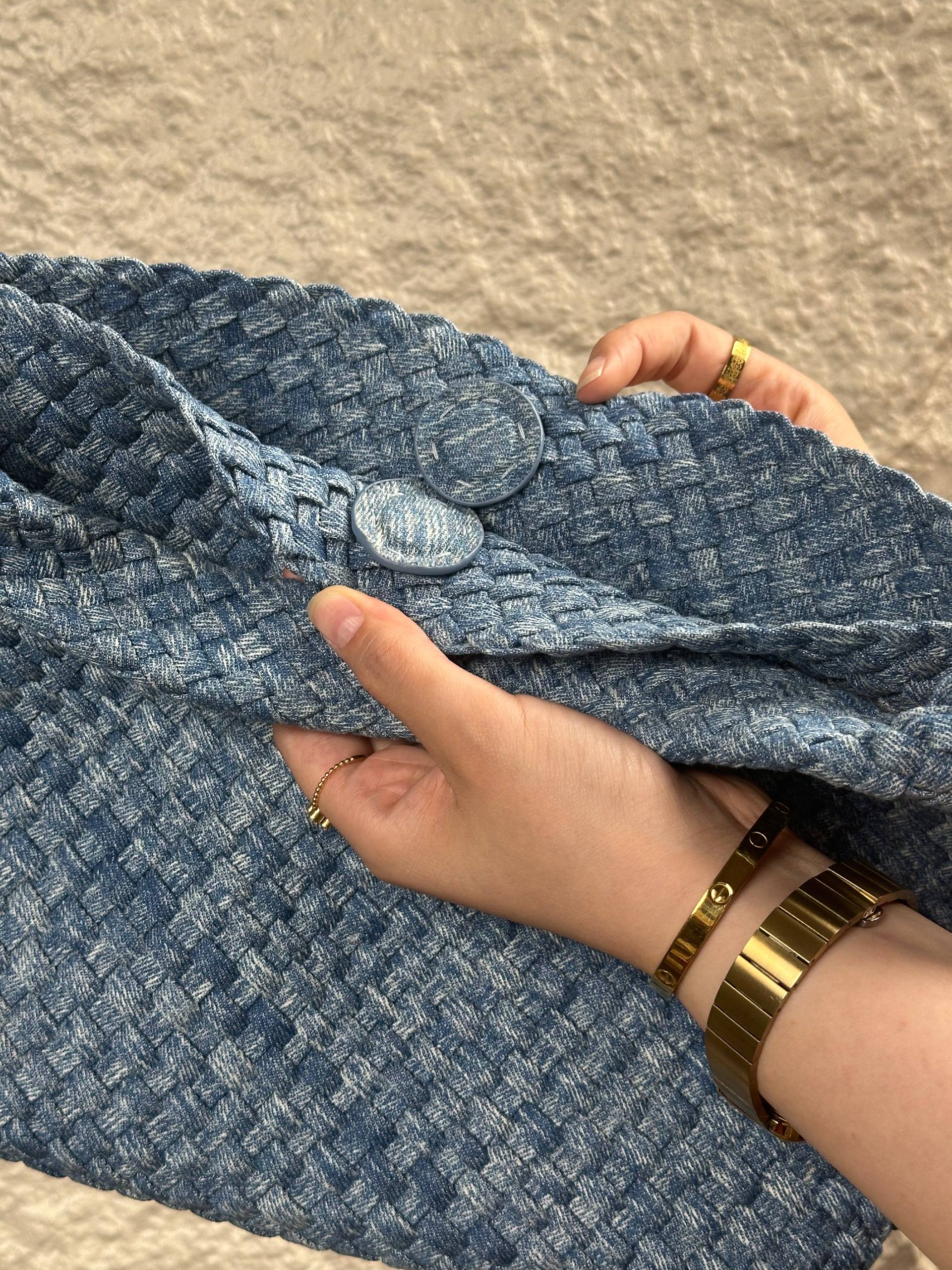 Bottega Veneta Intrecciato Woven Denim Hobo Bag Medium - Blue with Charm