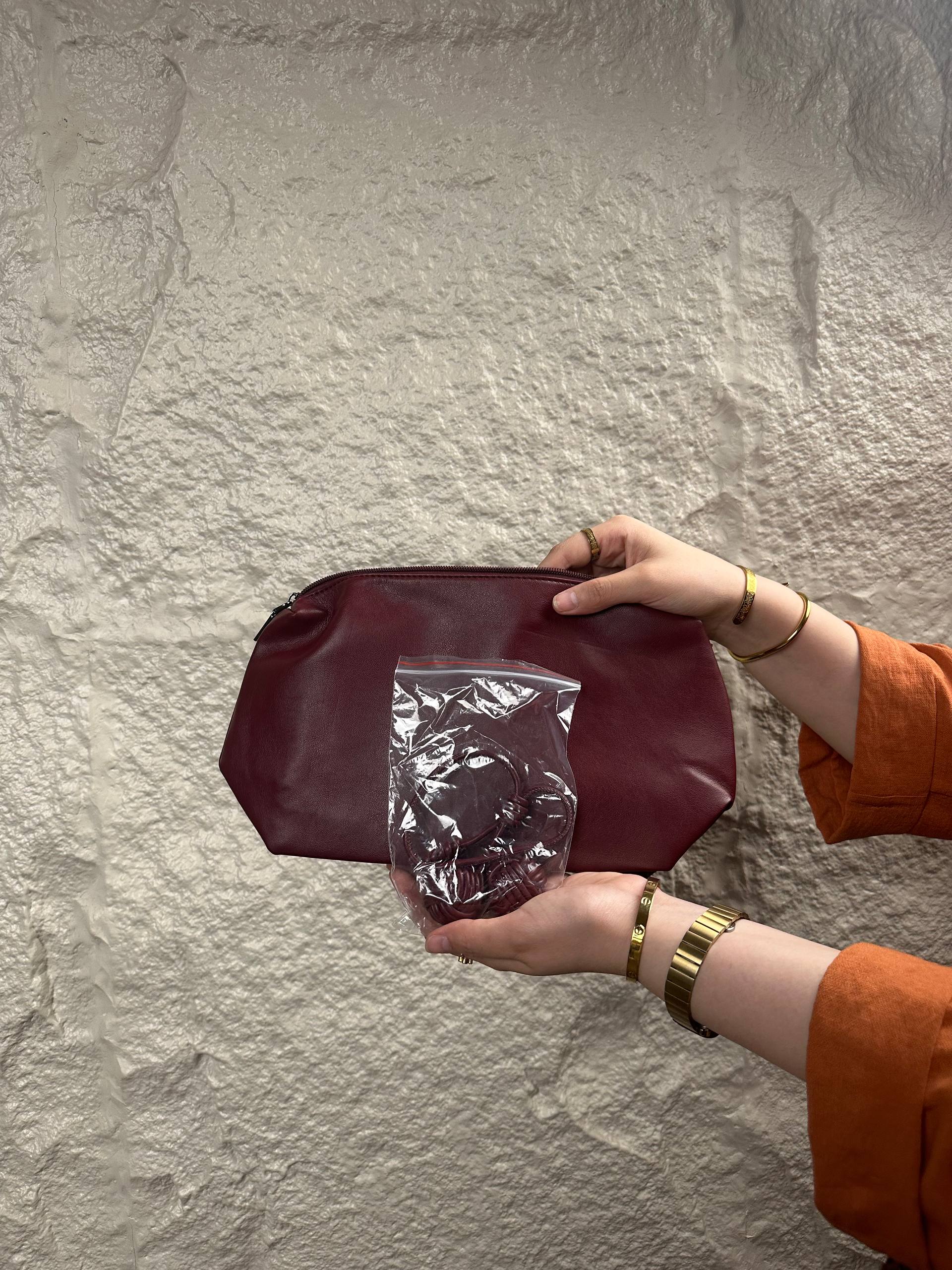 Bottega Veneta Intrecciato Woven Leather Hobo Bag Medium Wine with Charm -wine