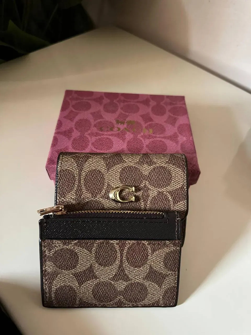 Coach Snap Wallet in Signature Canvas in Tan/ Brown
