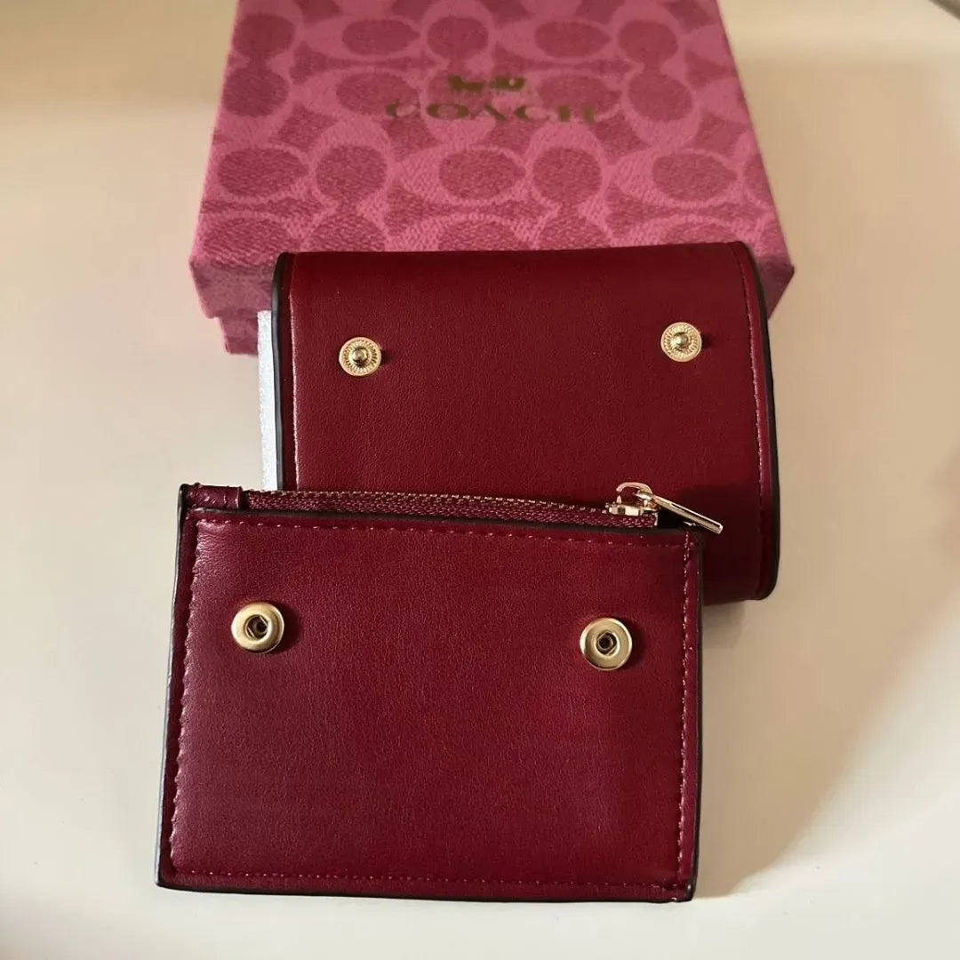 Coach Wyn Small Wallet - Burgendy