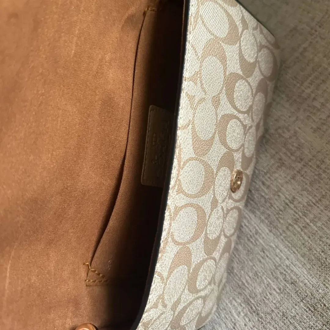 Coach Envelope Clutch Crossbody in Signature Canvas- Beige