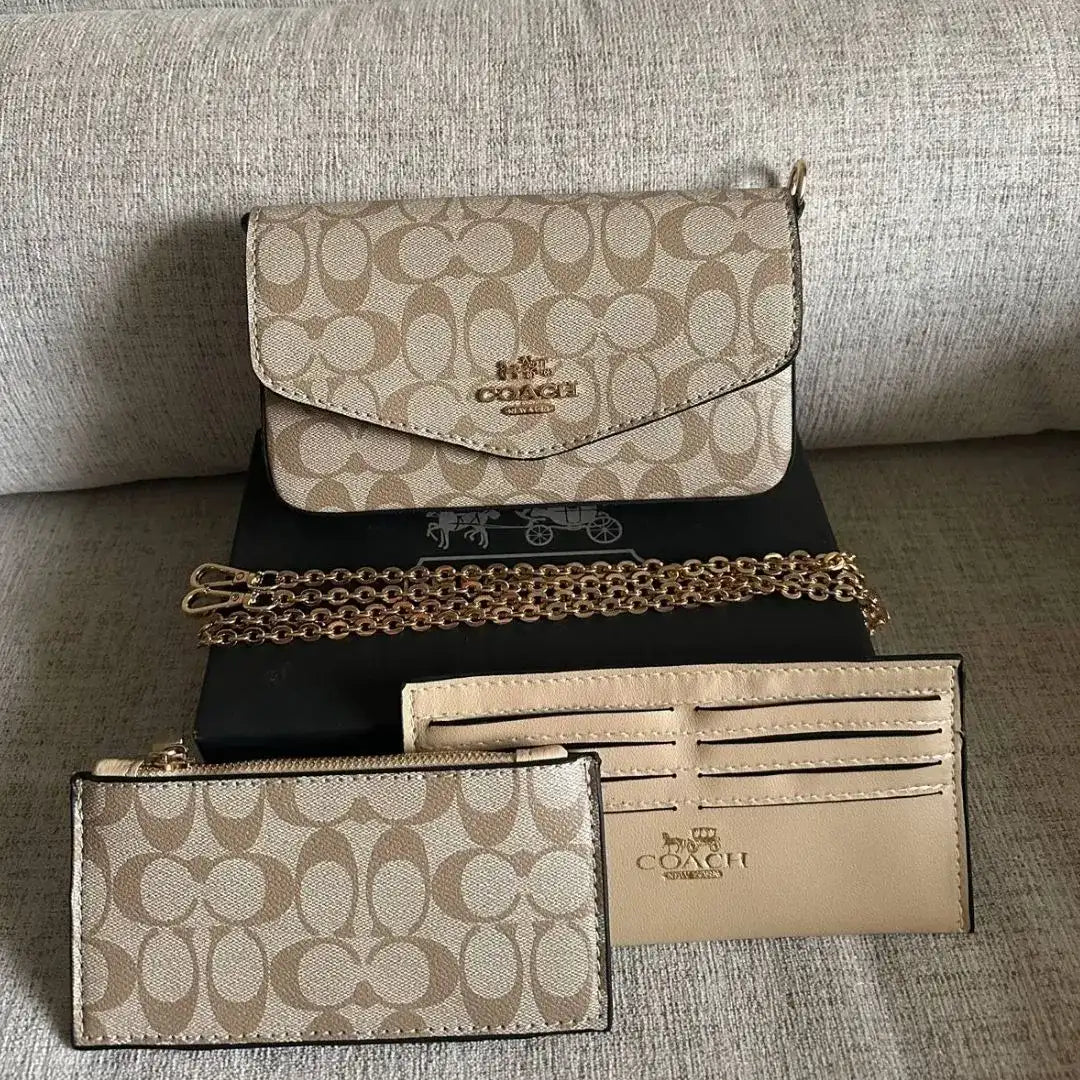 Coach Envelope Clutch Crossbody in Signature Canvas- Beige